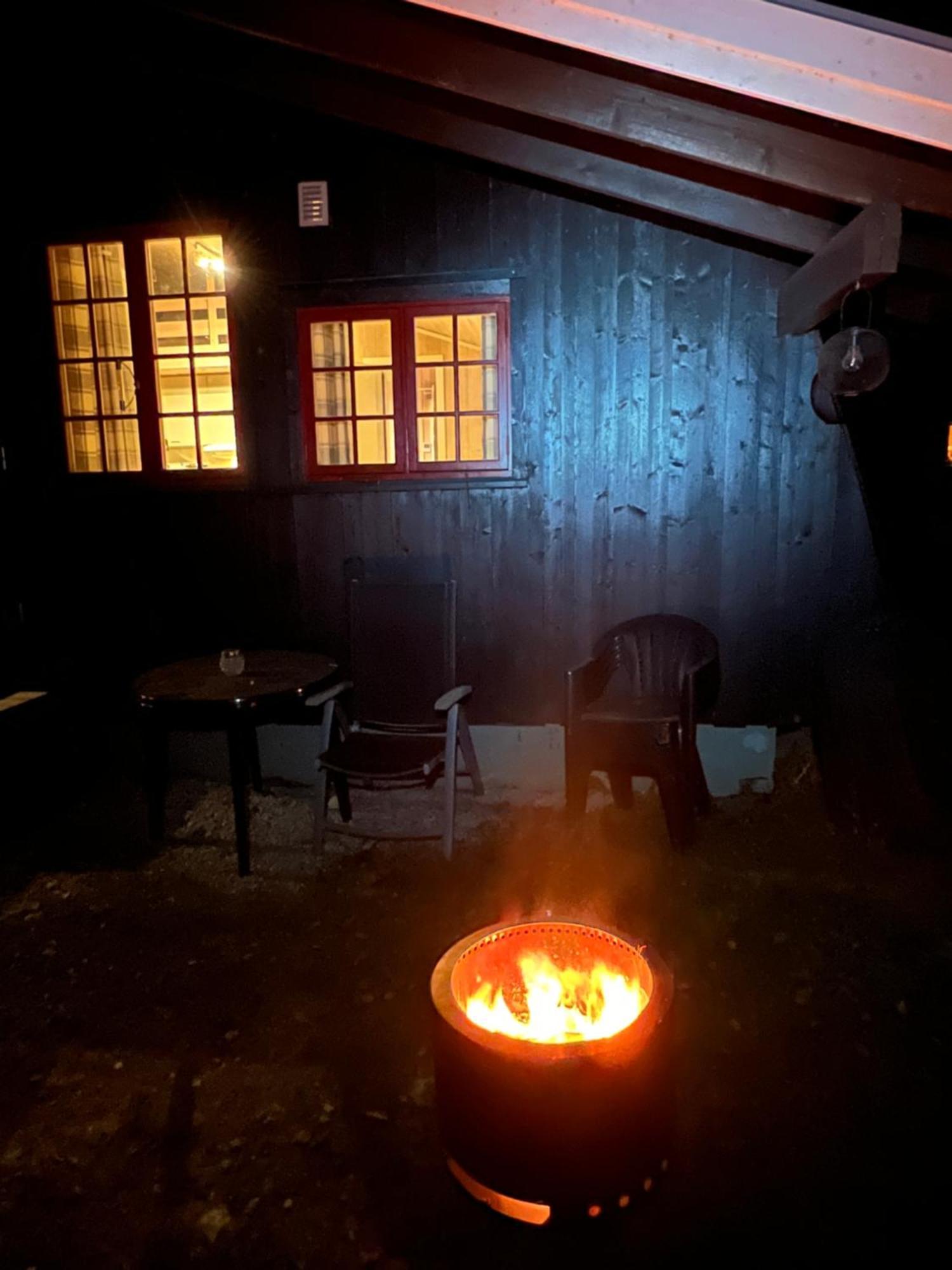 Vennebo - Koselig Liten Hytte Med Alle Fasiliteter อัล ภายนอก รูปภาพ